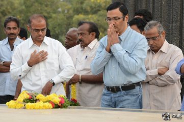 NTR Family Visit to NTR Ghat 2016